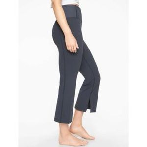 Sold***Athleta Barre Kickflare in PowerVita